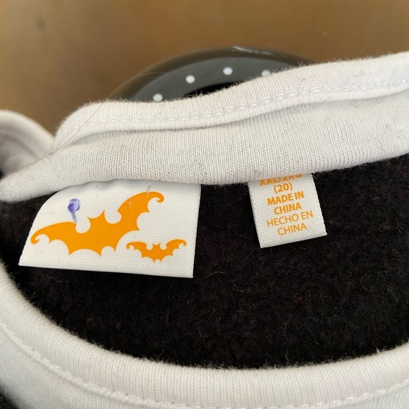 Halloween Sweatshirt - Picture 3 of 3